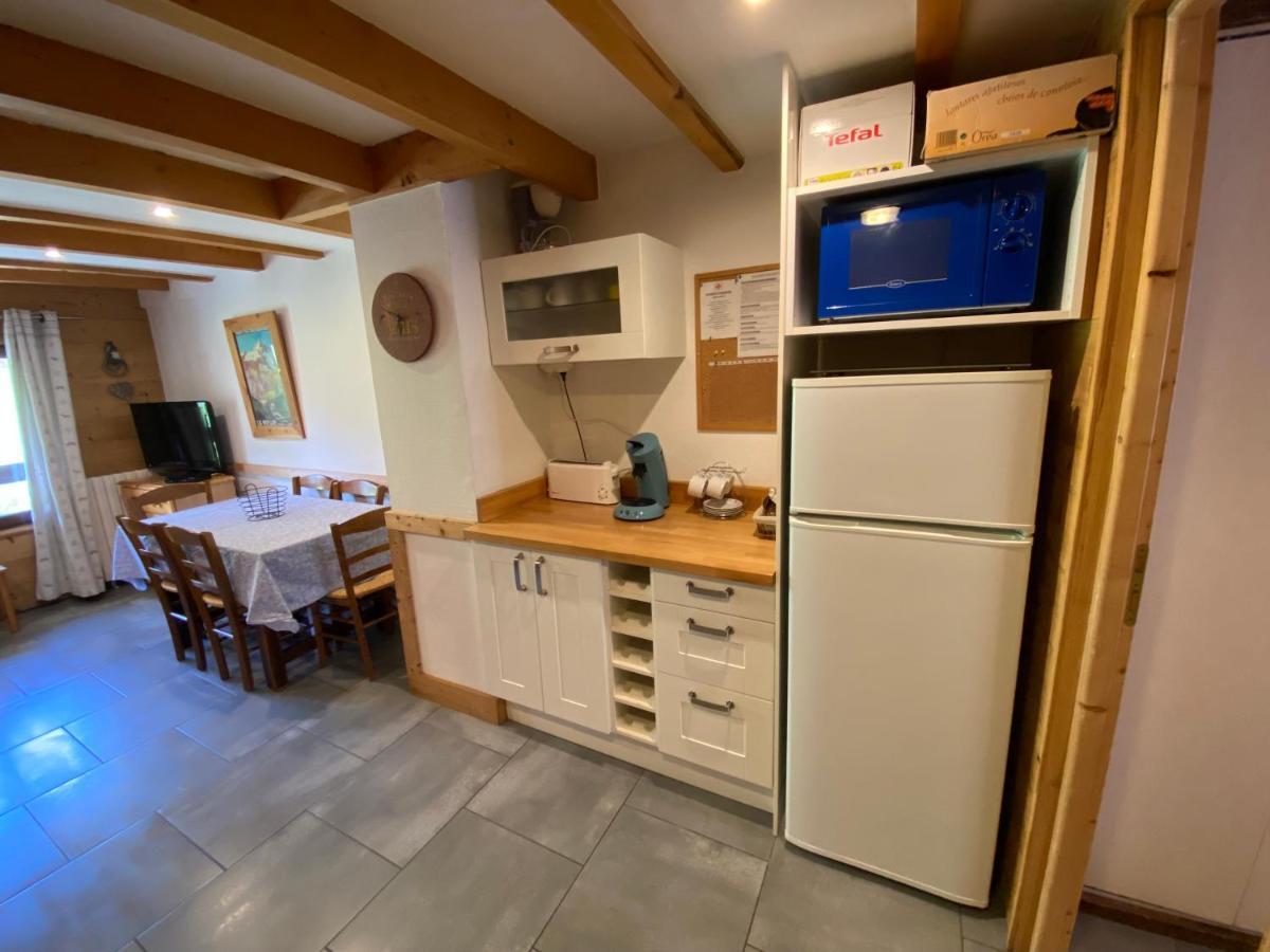 L Alpin Bel Appartement Avec Terrasse Dans Vieille Ferme De Montagne Renovee Les Orres Ngoại thất bức ảnh
